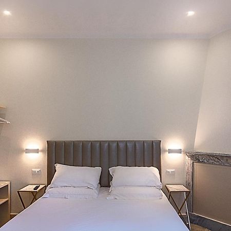 Hotel Eura マリーナ・ディ・マッサ エクステリア 写真